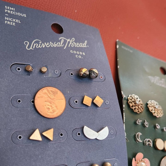 Over 20 NEW Pairs of Nickle Free / Hypoallergenic Earrings Nature, Flowers, Moon - Picture 4 of 14